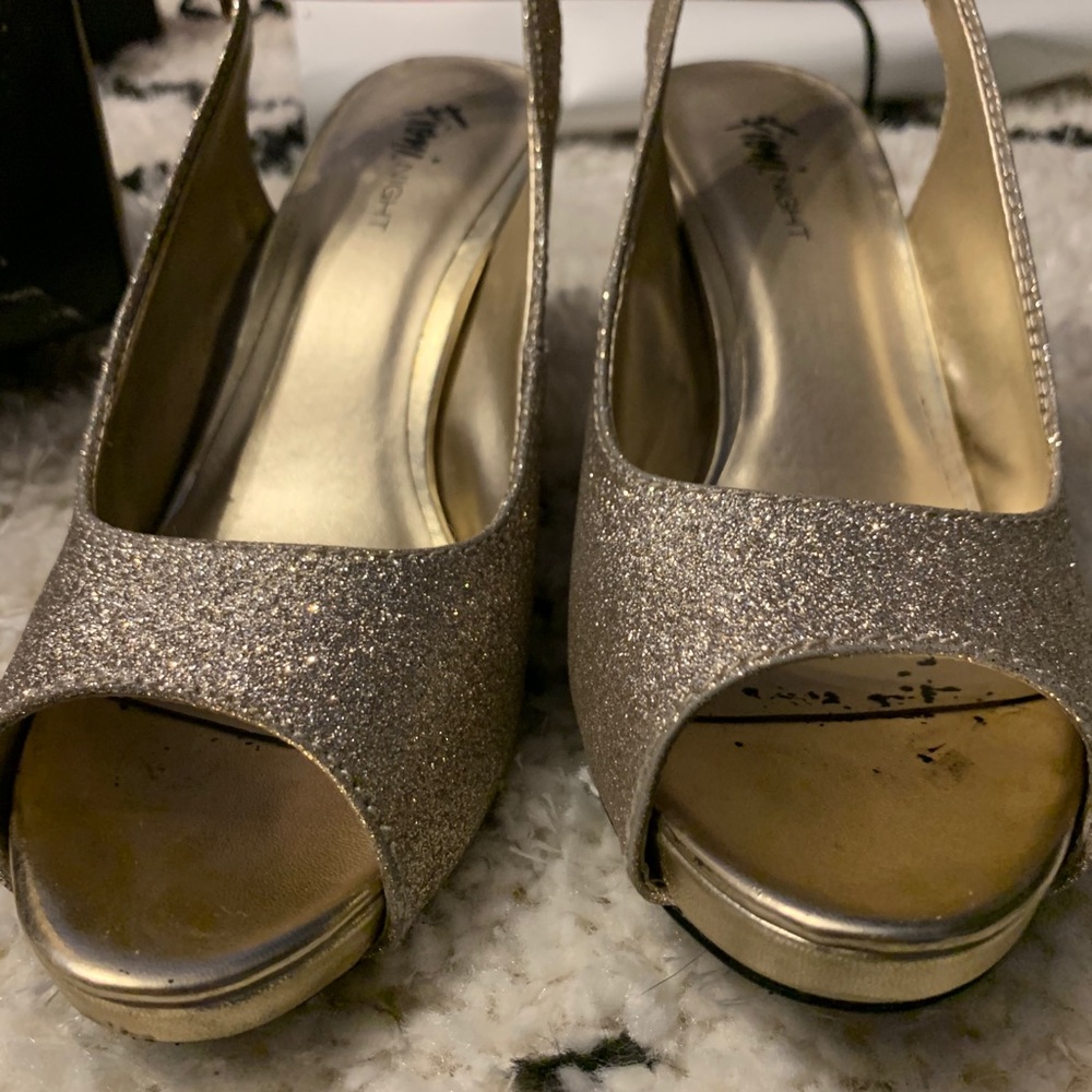 Heels - Picture 3 of 5